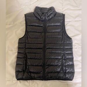 Uniqlo Shiny Black Puffer Jacket Down Vest